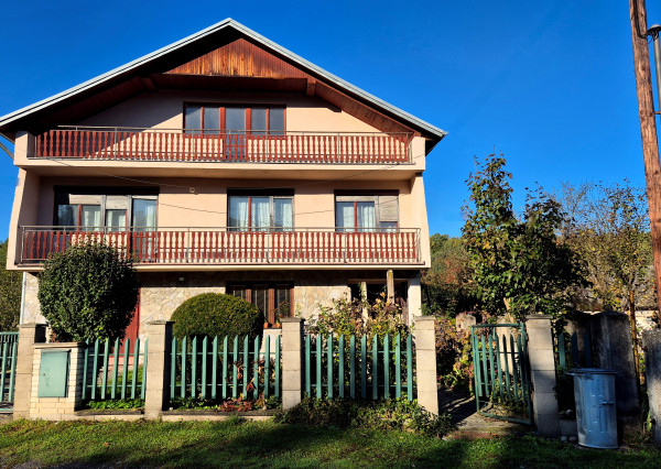 Na predaj 6-izbový rodinný dom v obci Žitná Radiša